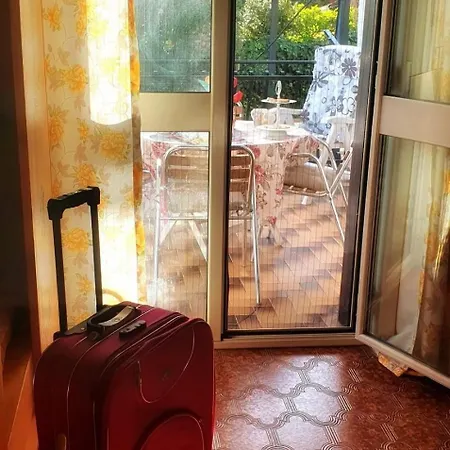 Casetta Il Melograno Cozy Two-room To The Sea Apartmán *
